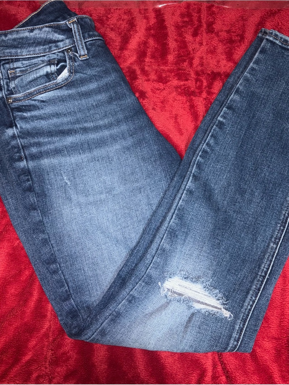 Women's Silver Classic Mid-Blue Distressed Skinny Jeans